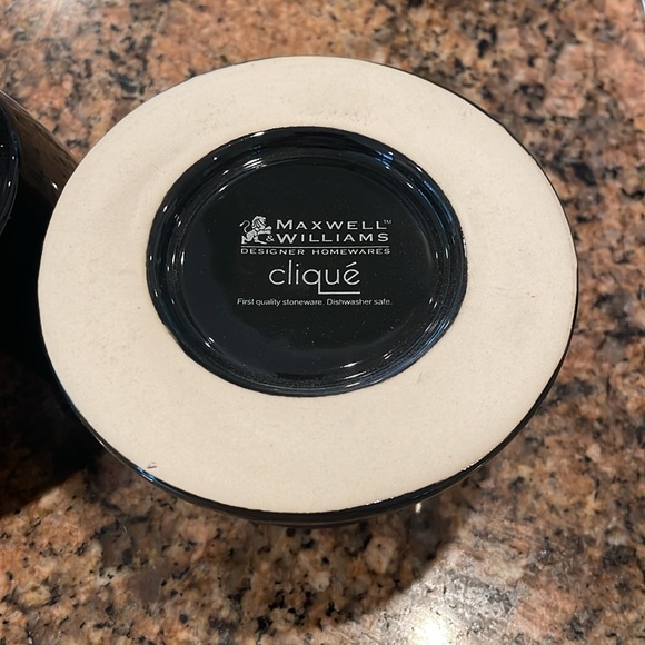 Maxwell & Williams Clique 3 pc black & white fondue pot - only 1 fondue fork - Picture 3 of 7